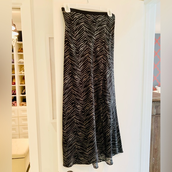 Anine Bing Dolly Silk Skirt Willow Green Zebra NWT XS - Picture 7 of 8